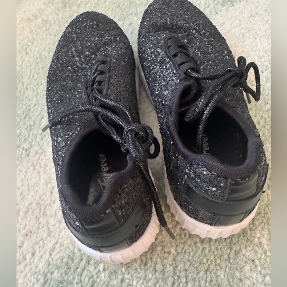 Black Glitter Women's Sneakers - Picture 5 of 7